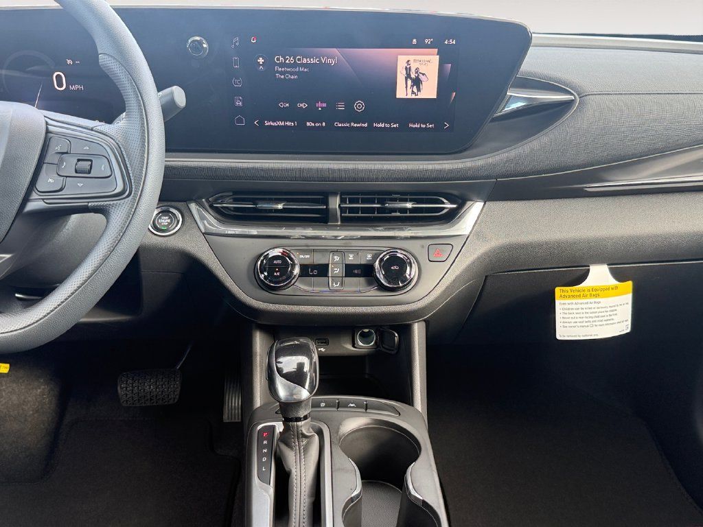 New 2026 Buick Envista Sport Touring FWD image 11