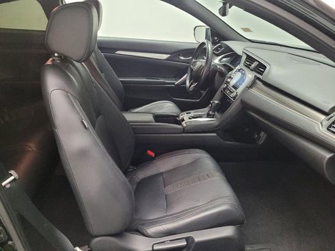 Used 2020 Honda Civic Touring image 21