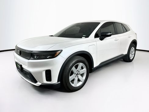Used 2024 Honda Prologue EX image 3
