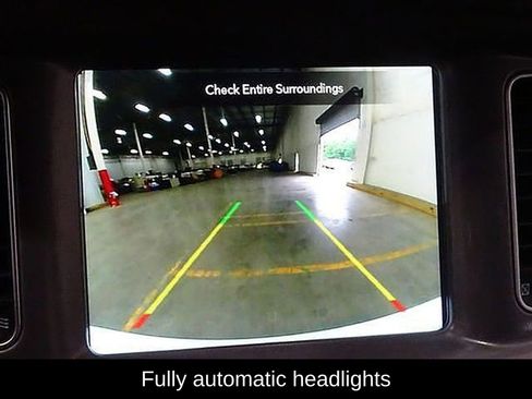 Used 2023 Dodge Charger SXT image 8