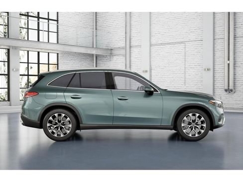 New 2026 Mercedes-Benz GLC 350e 4MATIC image 2