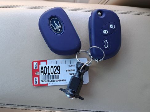 Used 2012 Maserati GranTurismo S RWD image 37