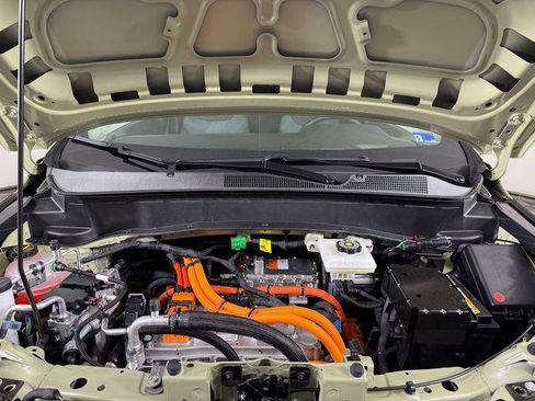 New 2027 Chevrolet Bolt LT w/ Comfort Package FWD image 19