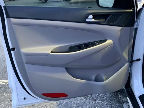 Used 2019 Hyundai Tucson SEL image 21