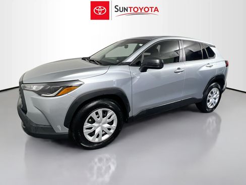 Used 2024 Toyota Corolla Cross L FWD image 9