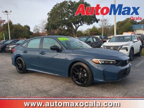 Used 2025 Honda Civic Sport image 1