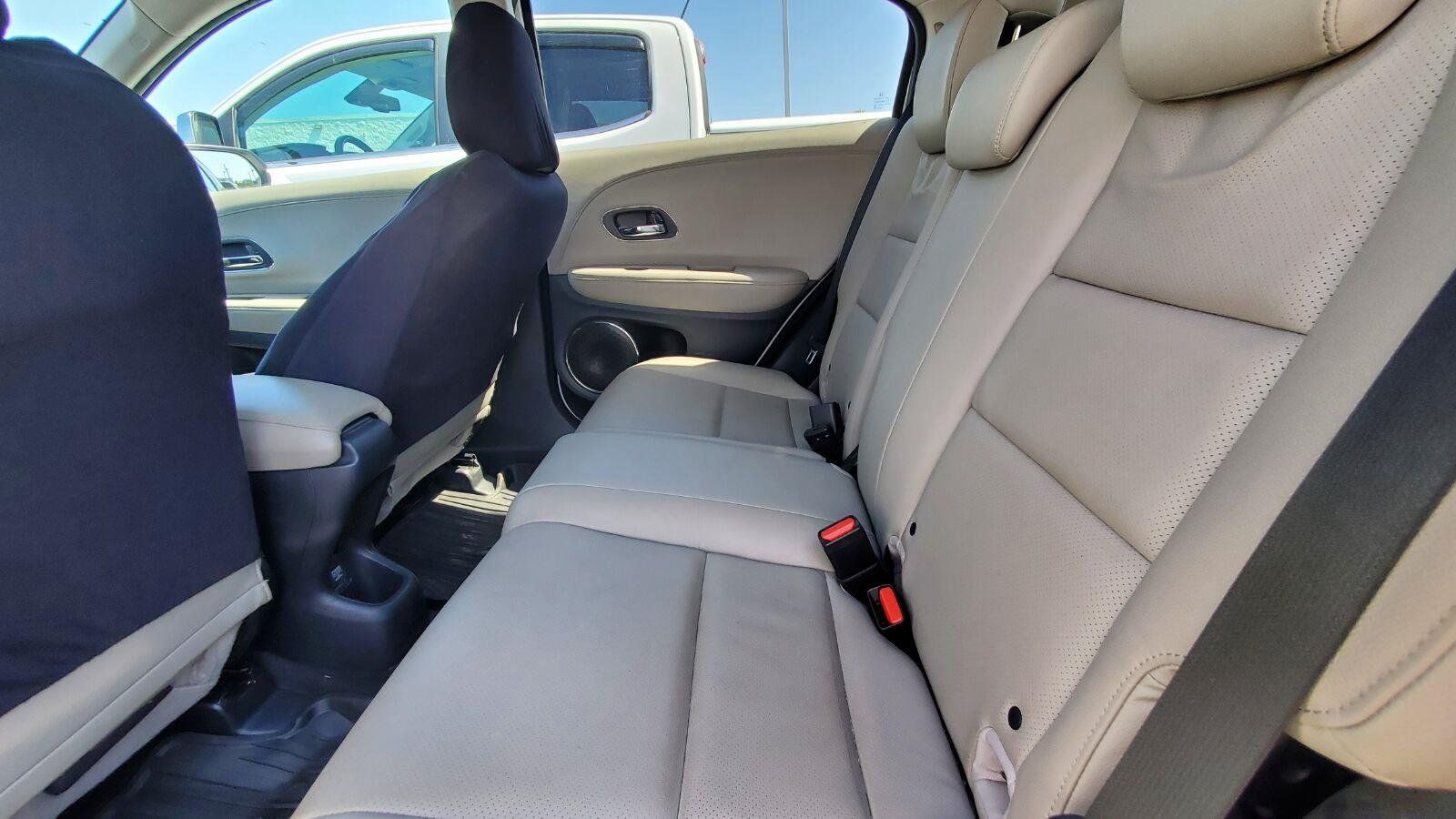 Used 2022 Honda HR-V EX-L image 5