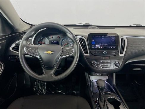Used 2023 Chevrolet Malibu LT image 20