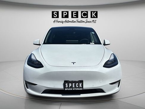 Used 2021 Tesla Model Y Long Range AWD/4WD image 8