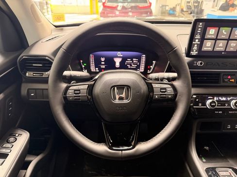 Used 2026 Honda Passport RTL image 5