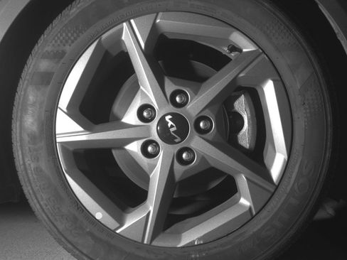 Used 2025 Kia K4 LXS FWD image 13