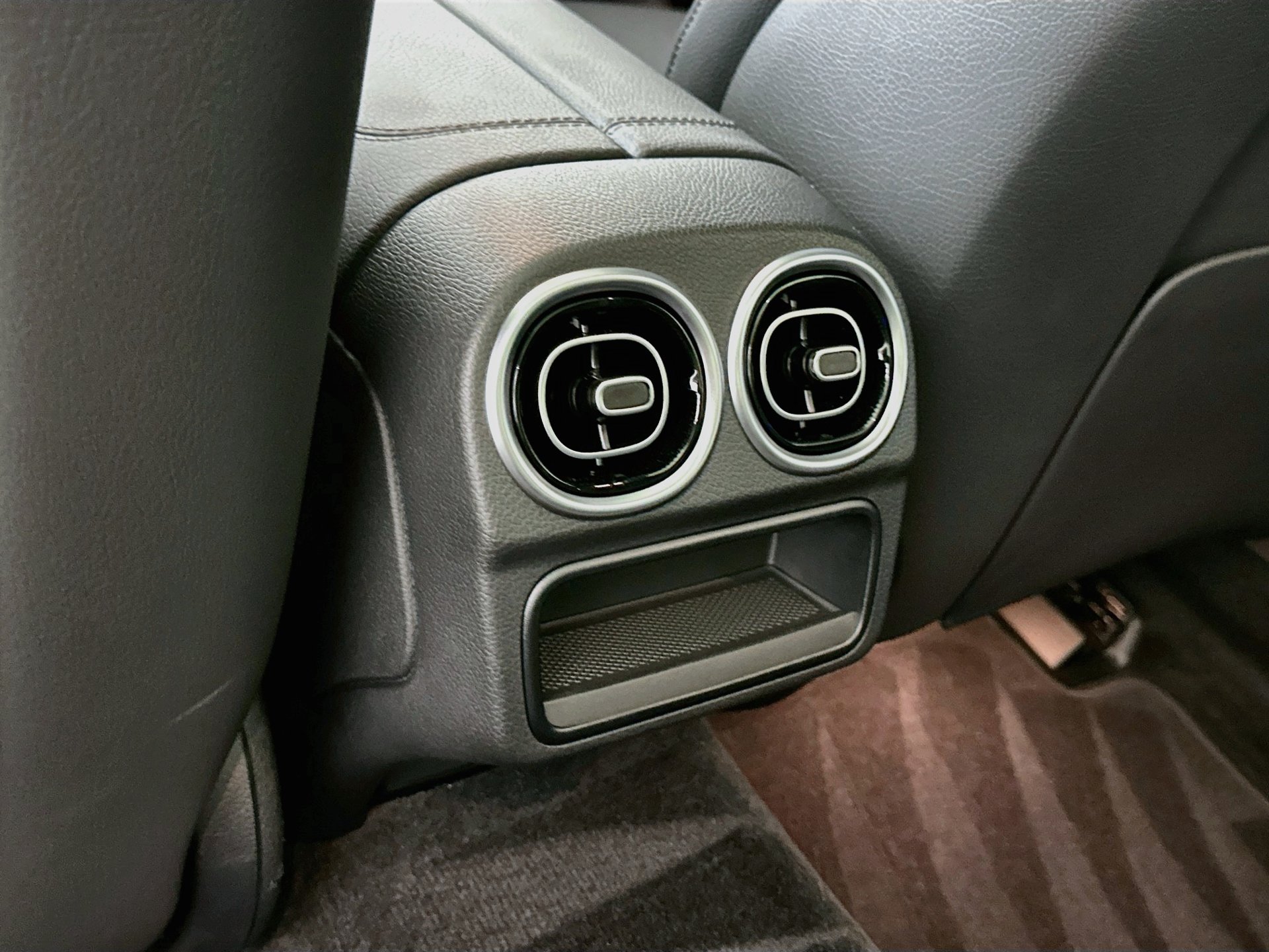 Certified 2026 Mercedes-Benz C 300 Sedan image 28