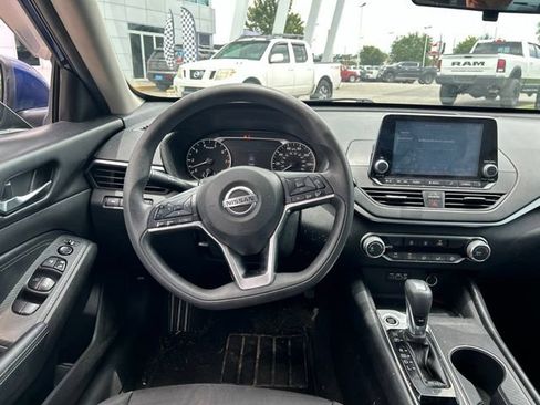 Used 2020 Nissan Altima 2.5 S FWD image 18