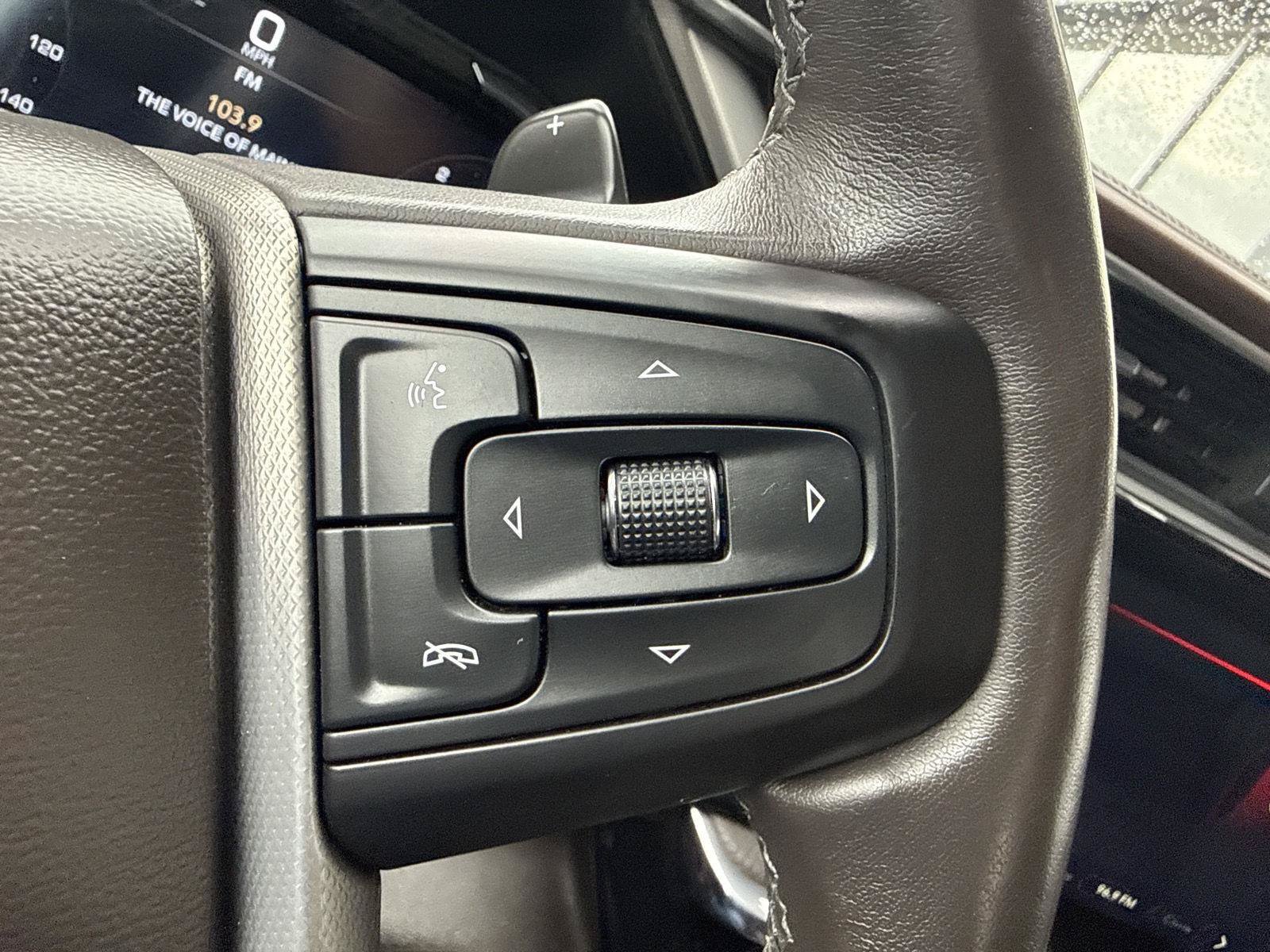 Used 2024 GMC Sierra 1500 Denali AWD/4WD image 23