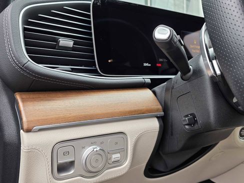 Certified 2025 Mercedes-Benz GLS 450 4MATIC image 15