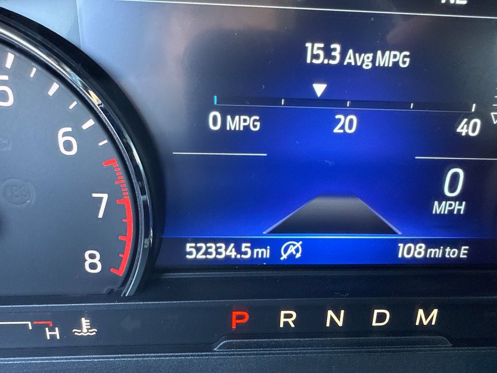Used 2020 Ford Explorer XLT w/ Equipment Group 202A AWD/4WD image 13