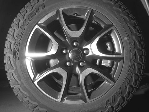 Used 2025 Jeep Compass Trailhawk AWD/4WD image 16