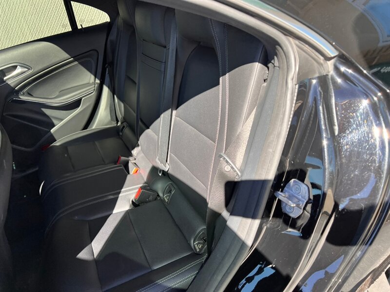 Used 2019 Mercedes-Benz CLA 250 4MATIC w/ Premium Package image 20