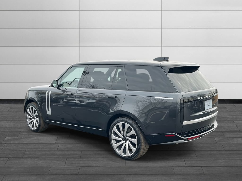 New 2026 Land Rover Range Rover Long Wheelbase Autobiography AWD/4WD image 3