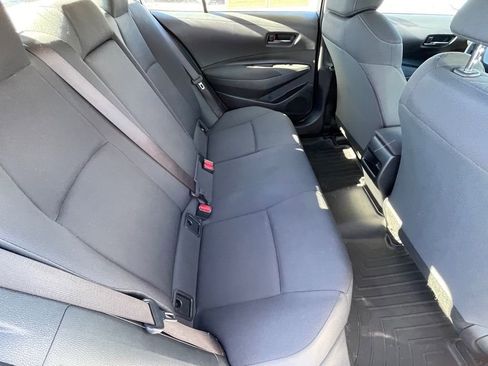 Used 2022 Toyota Corolla LE image 23