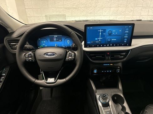New 2026 Ford Escape Platinum w/ Premium Technology Package image 24