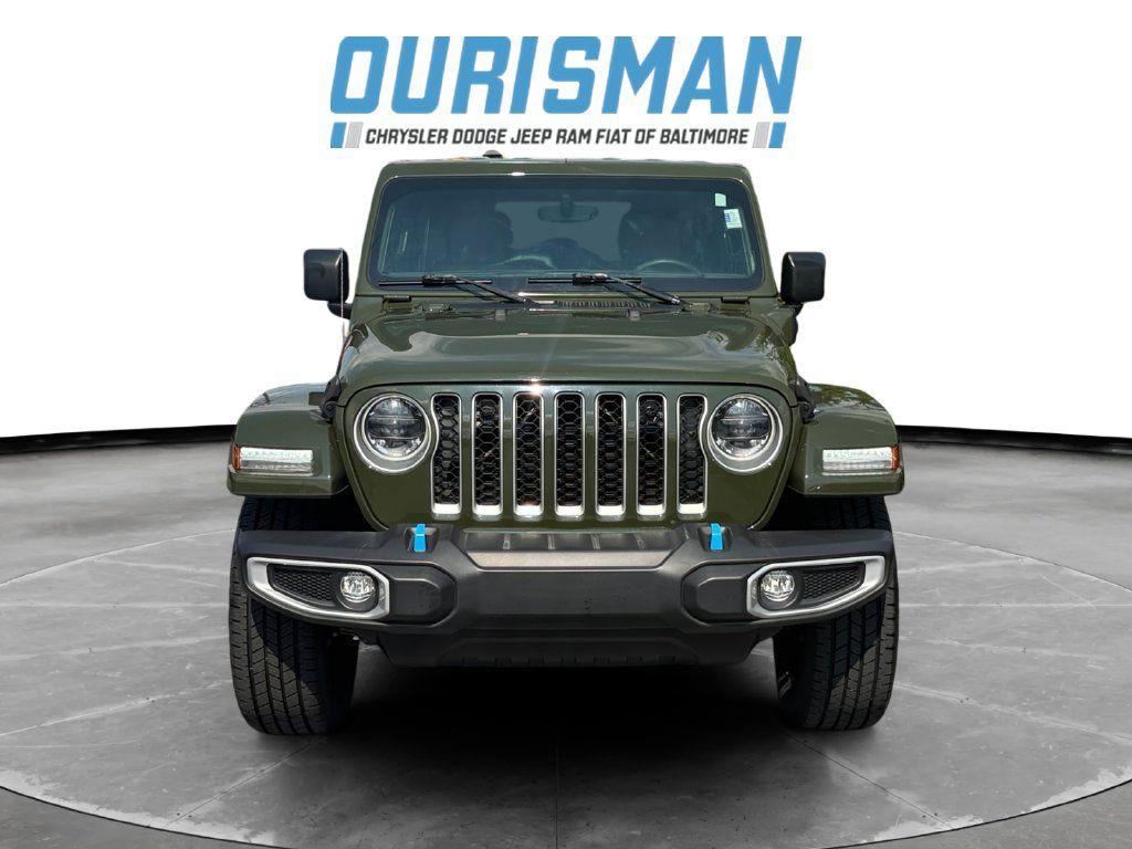 Used 2023 Jeep Wrangler Unlimited Sahara w/ Cold Weather Group AWD/4WD image 8