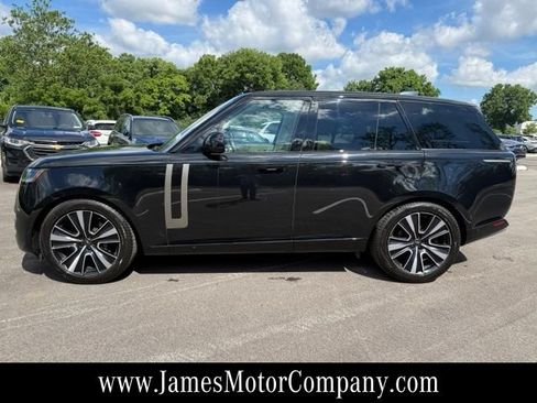 Used 2023 Land Rover Range Rover SE AWD/4WD image 8