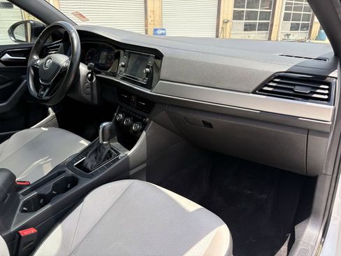 Used 2019 Volkswagen Jetta R-Line FWD image 25