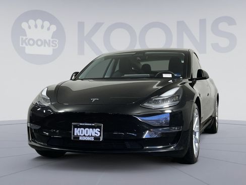 Used 2021 Tesla Model 3 Long Range image 1