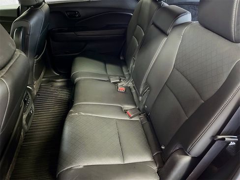 Used 2023 Honda Passport Elite image 25