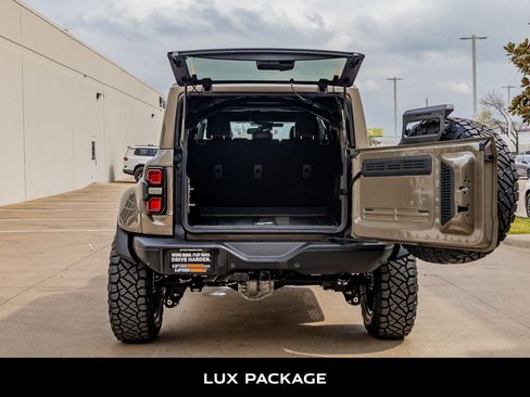 Used 2025 Ford Bronco Raptor image 9