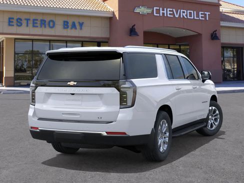 New 2026 Chevrolet Suburban LT w/ Comfort Package image 4
