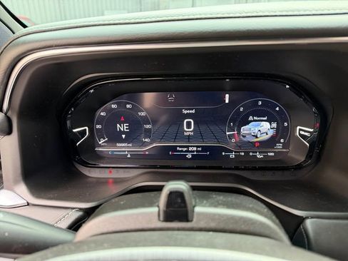 Used 2024 GMC Yukon XL Denali Ultimate image 14