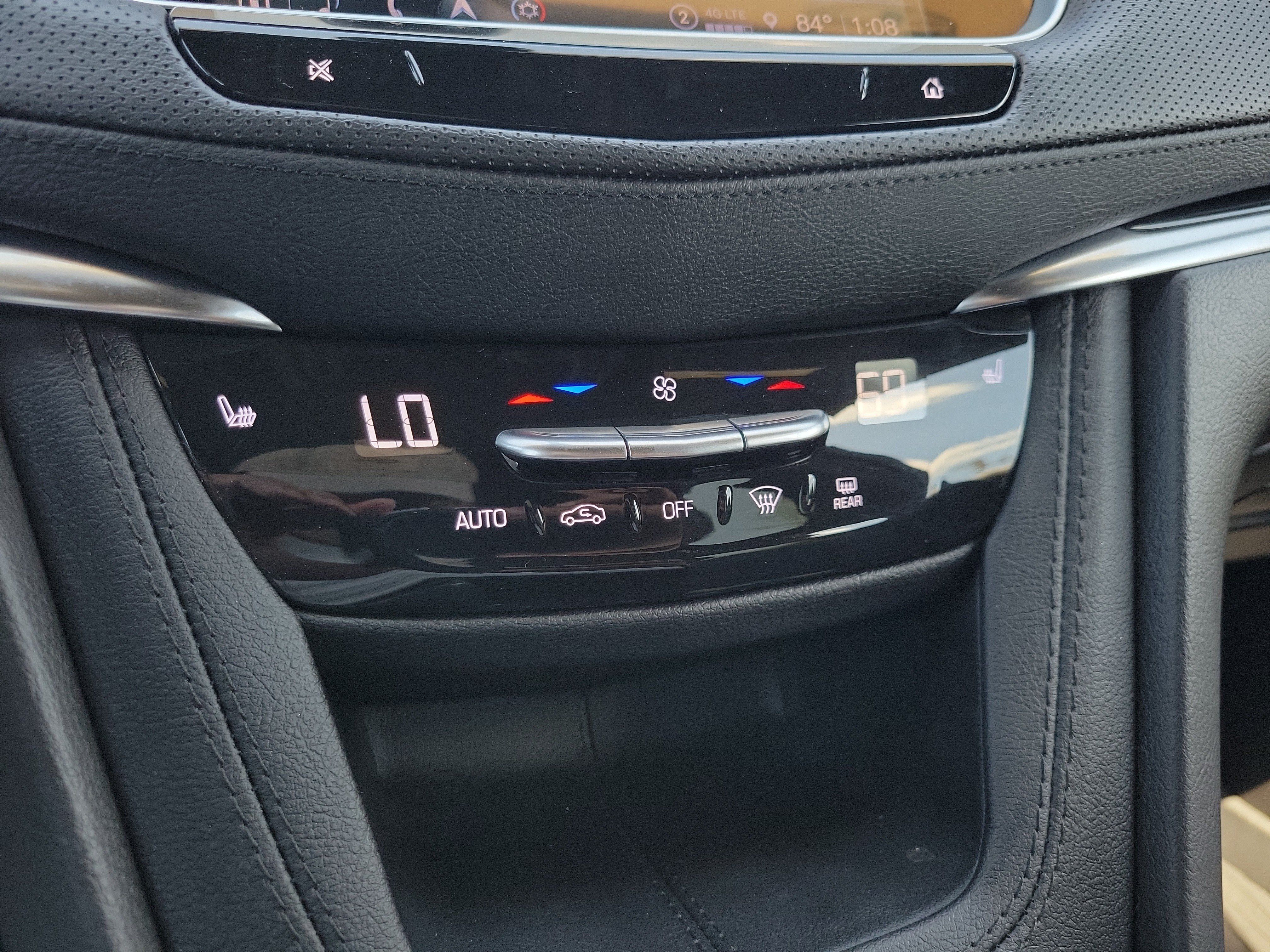 Certified 2025 Cadillac XT5 Premium Luxury w/ Technology Package AWD/4WD image 24