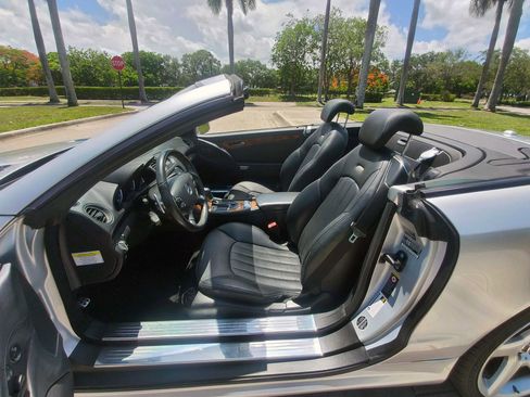 Used 2007 Mercedes-Benz SL 55 AMG image 22