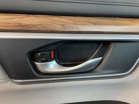 Used 2017 Honda CR-V EX image 33