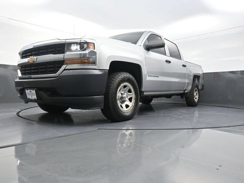 Used 2018 Chevrolet Silverado 1500 W/T w/ WT Fleet Convenience Package AWD/4WD image 25