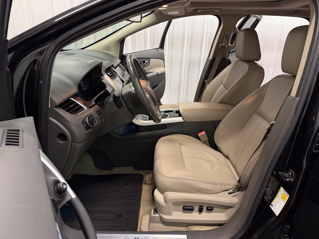 Used 2011 Ford Edge Limited w/ 302A Rapid Spec Order Code AWD/4WD image 40