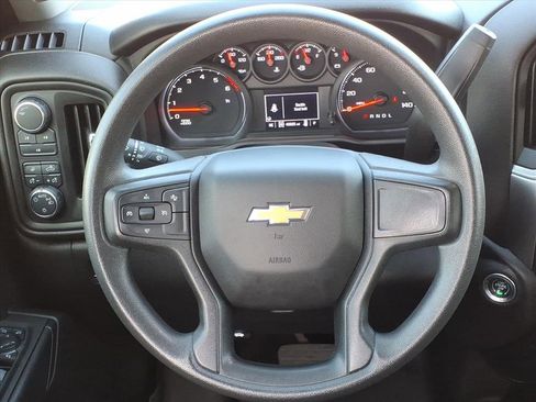 Used 2024 Chevrolet Silverado 2500 Custom w/ Custom Value Package image 25