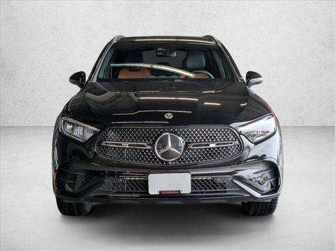 Certified 2025 Mercedes-Benz GLC 300 image 5