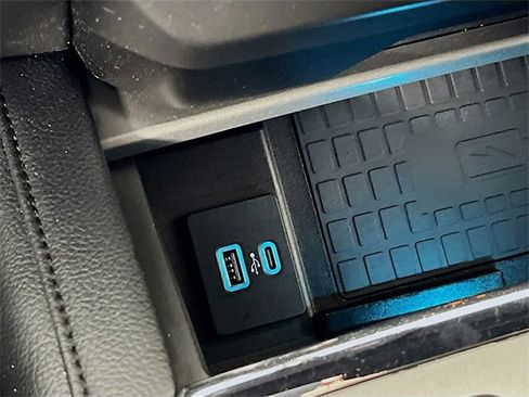 Used 2021 Ford Expedition Max XLT image 21