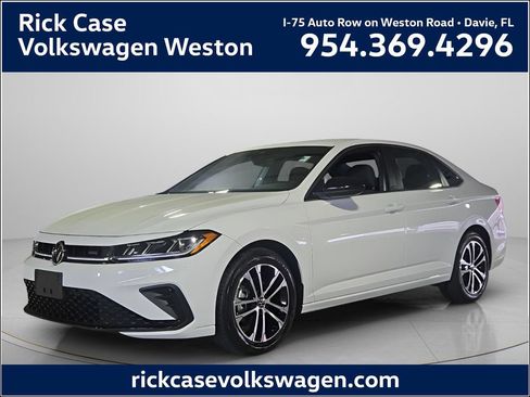 Certified 2025 Volkswagen Jetta Sport FWD image 1