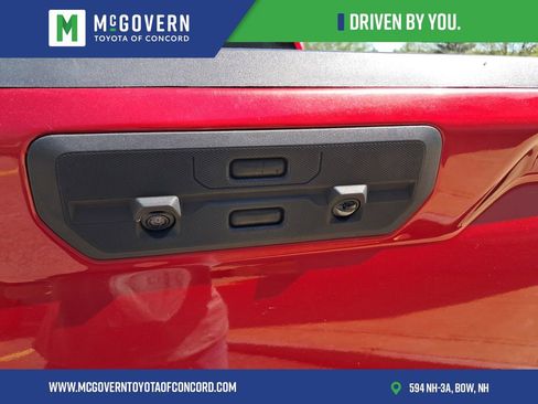 Used 2022 GMC Sierra 1500 Elevation w/ Driver Alert Package I AWD/4WD image 4