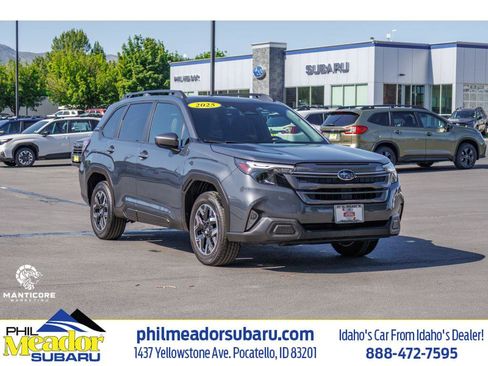 Certified 2025 Subaru Forester Premium AWD/4WD image 1