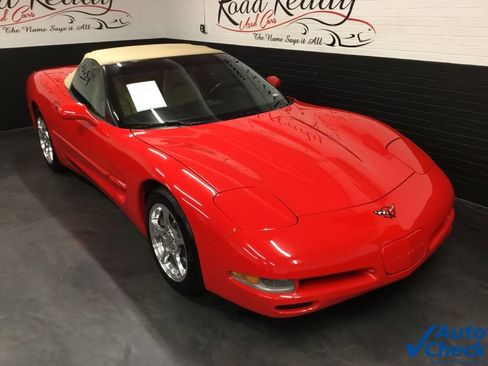 Used 1999 Chevrolet Corvette Convertible image 13