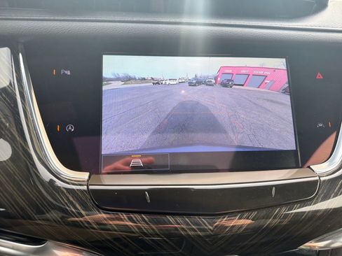 Used 2022 Cadillac XT6 Premium Luxury AWD/4WD image 22