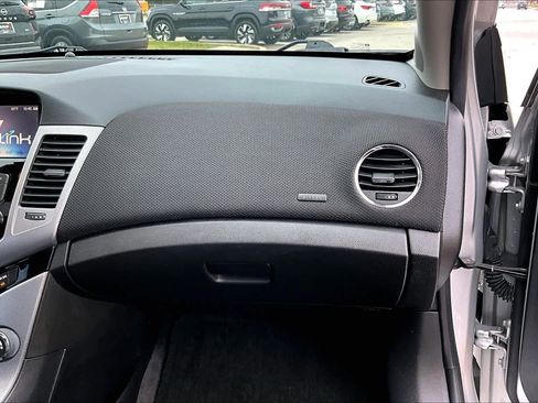 Used 2015 Chevrolet Cruze LTZ w/ Sun, Sound and Sport Package image 18