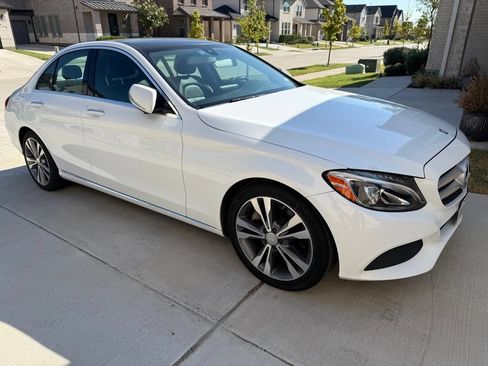 Used 2015 Mercedes-Benz C 300 Sedan image 1