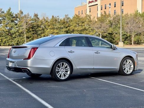 Used 2019 Cadillac XTS Luxury image 8