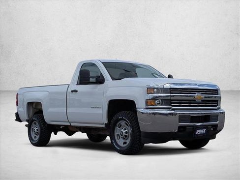 Used 2015 Chevrolet Silverado 2500 W/T RWD image 3
